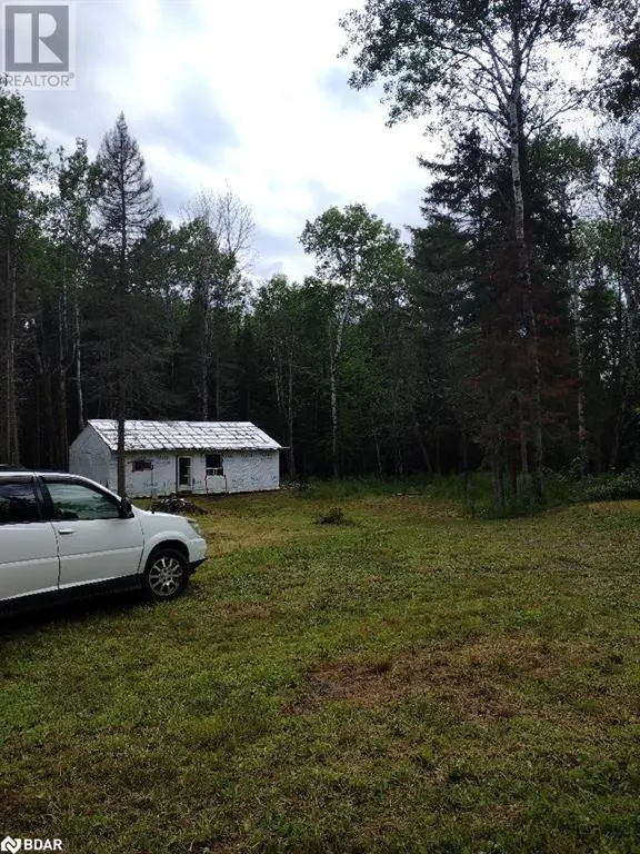 1106 COMMANDA LAKE ROAD Road