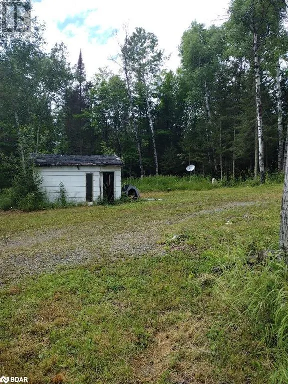 1106 COMMANDA LAKE ROAD Road