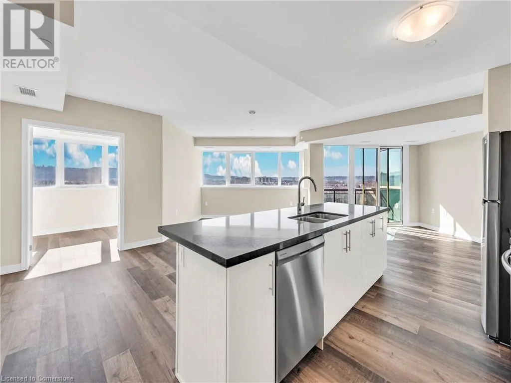 2750 KING Street E Unit# 706, #706