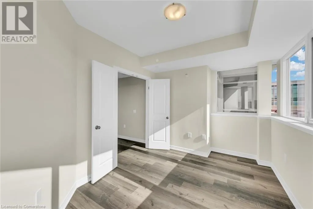 2750 KING Street E Unit# 706, #706