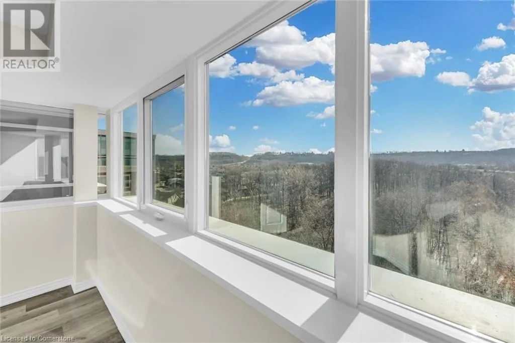 2750 KING Street E Unit# 706, #706