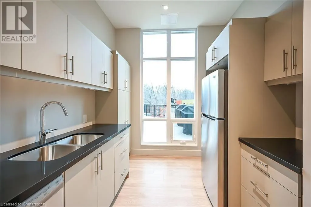 2750 KING Street E Unit# 706, #706