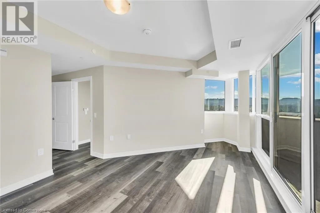 2750 KING Street E Unit# 706, #706