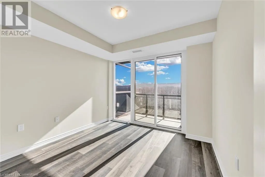 2750 KING Street E Unit# 706, #706