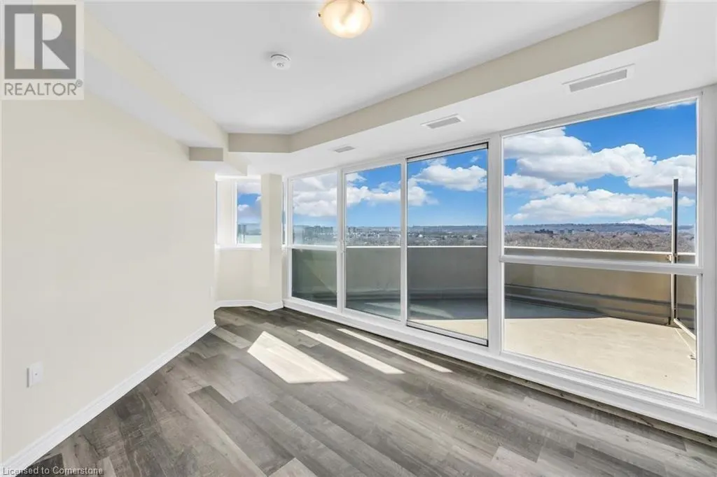 2750 KING Street E Unit# 706, #706