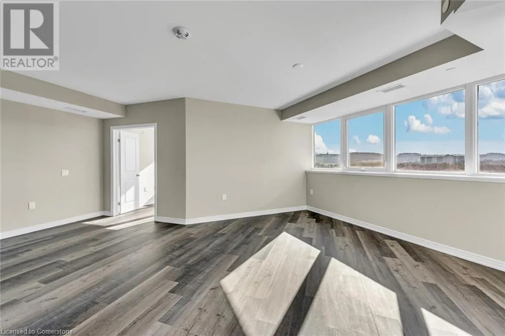 2750 KING Street E Unit# 706, #706