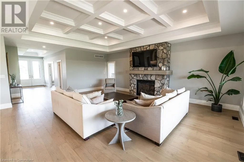 21 HUDSON Drive