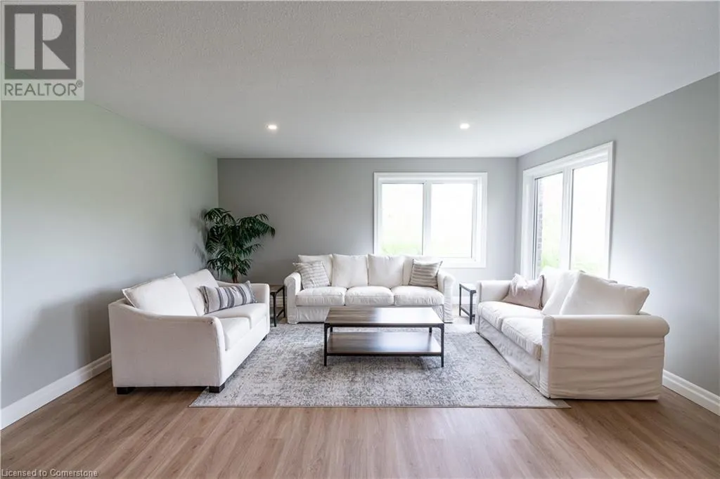 21 HUDSON Drive