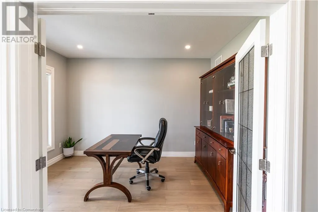 21 HUDSON Drive