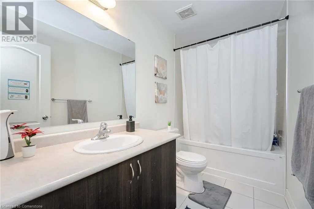7 LADY EVELYN Crescent