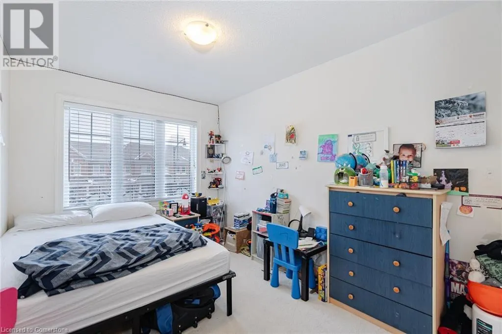 7 LADY EVELYN Crescent