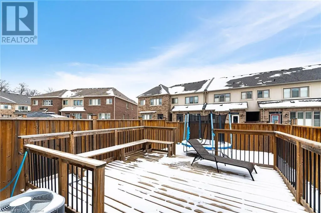 7 LADY EVELYN Crescent