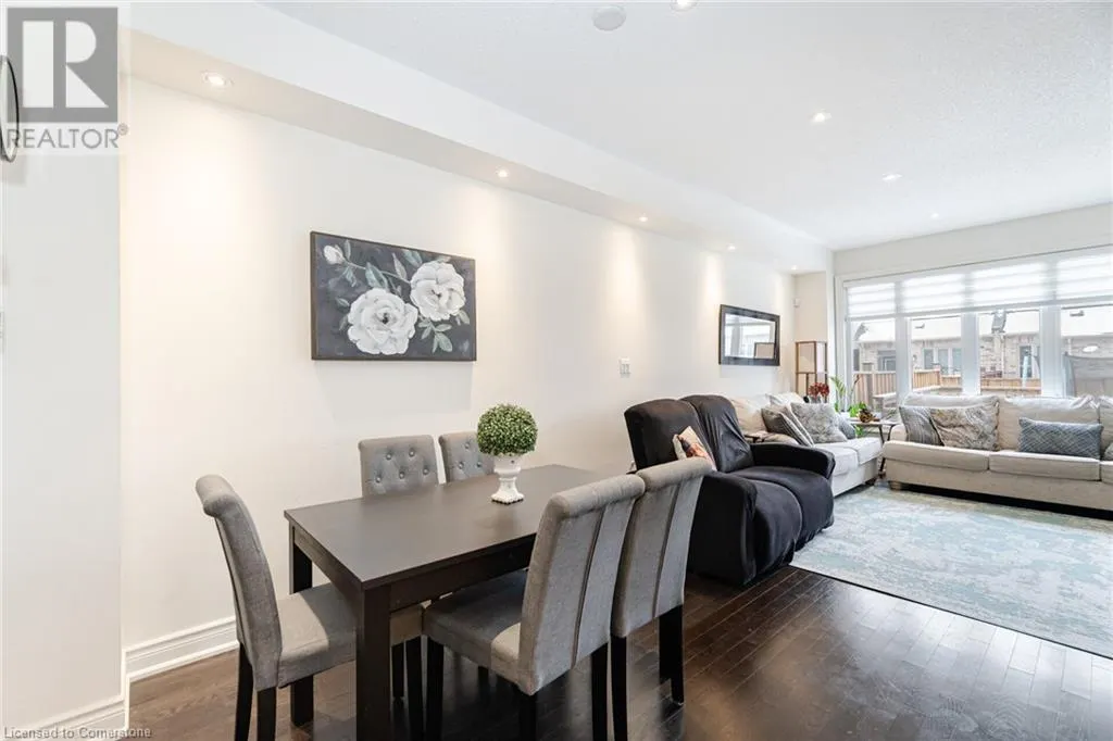 7 LADY EVELYN Crescent