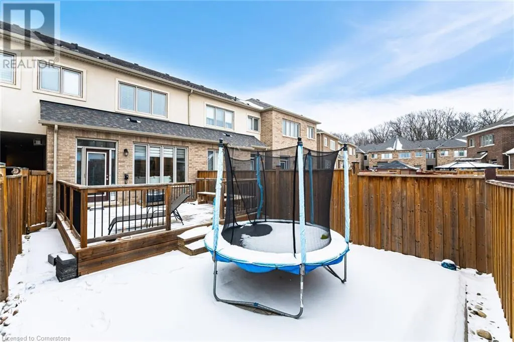 7 LADY EVELYN Crescent