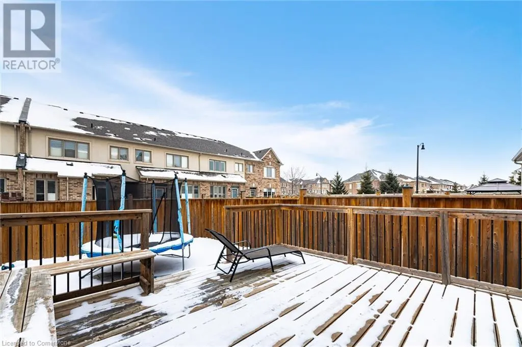 7 LADY EVELYN Crescent