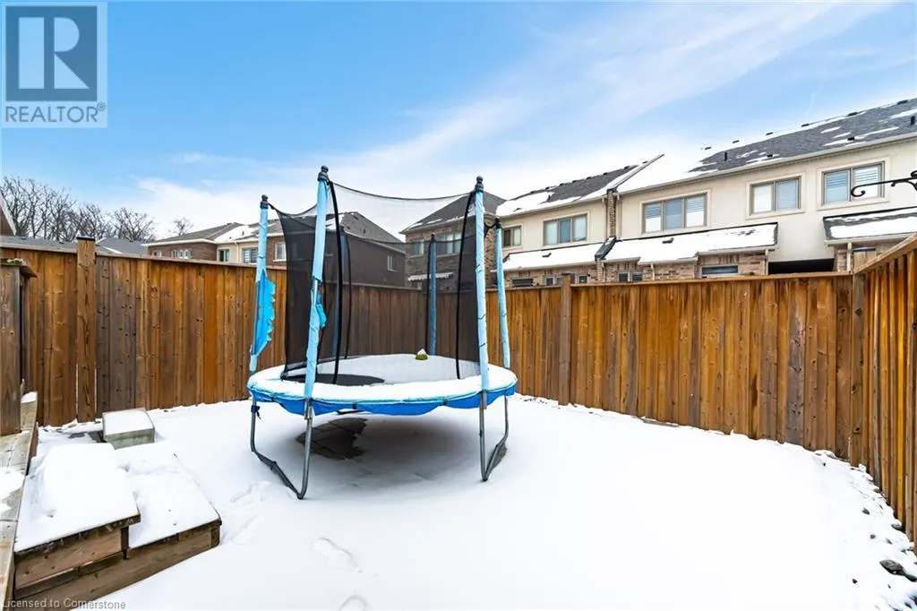 7 LADY EVELYN Crescent