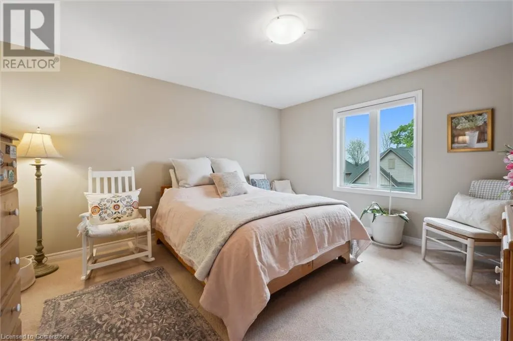 10 CHESTNUT Drive