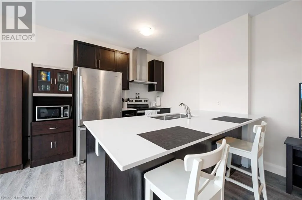 1 REDFERN Avenue Unit# 416, #416