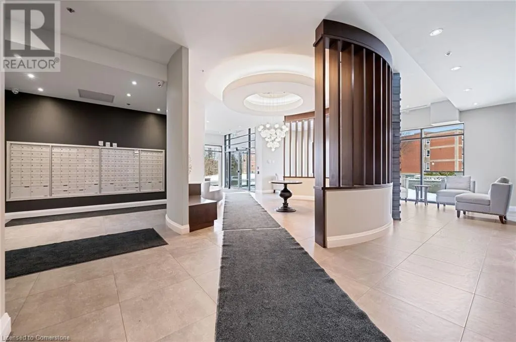 1 REDFERN Avenue Unit# 416, #416