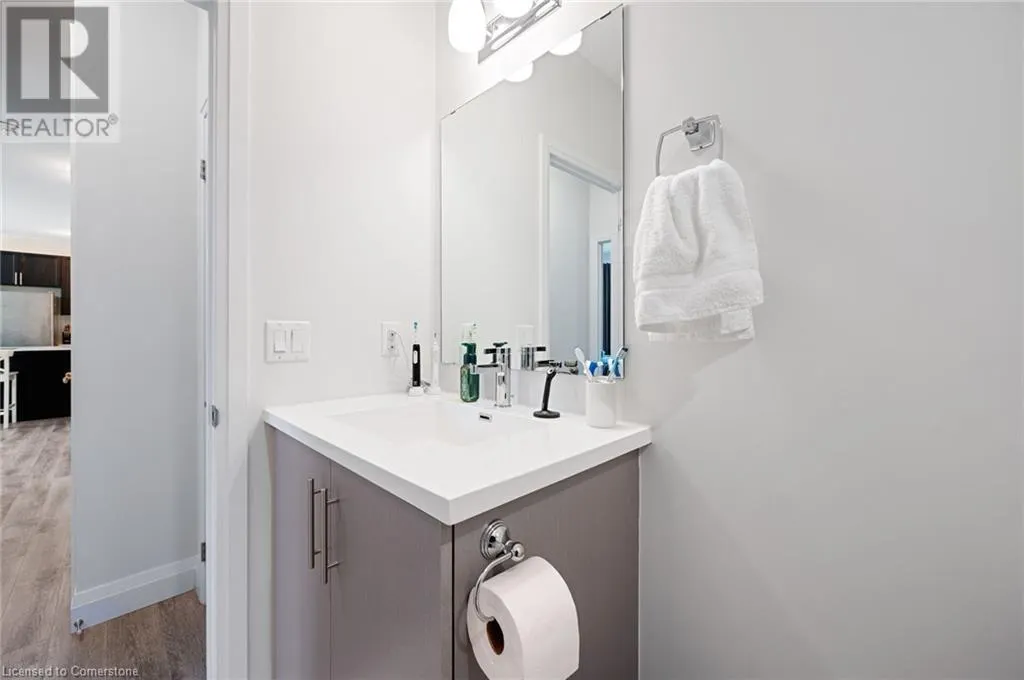1 REDFERN Avenue Unit# 416, #416