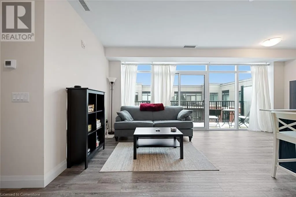 1 REDFERN Avenue Unit# 416, #416