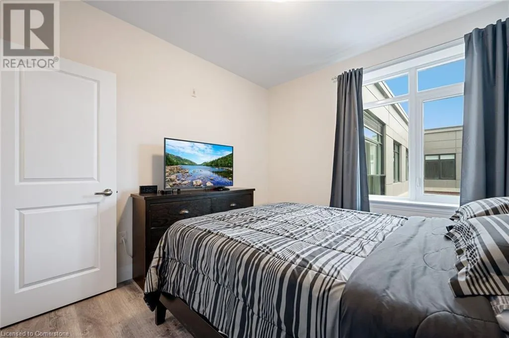 1 REDFERN Avenue Unit# 416, #416