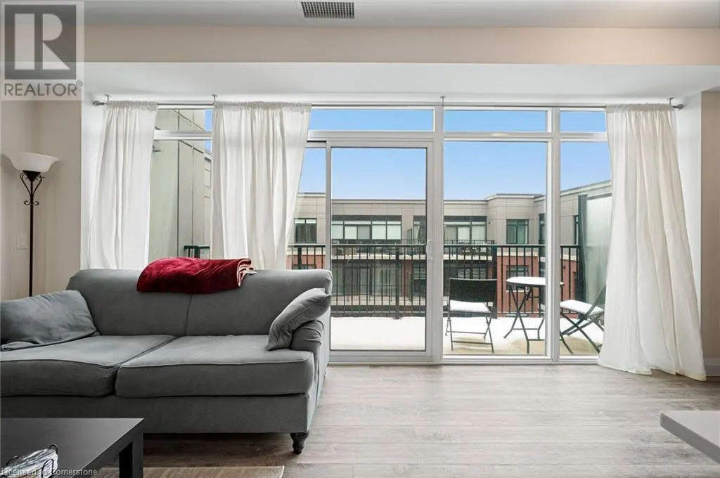 1 REDFERN Avenue Unit# 416, #416