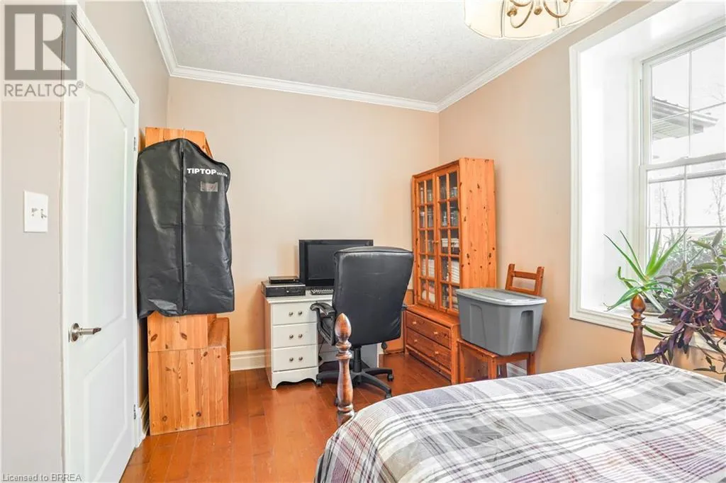 899 KEG Lane