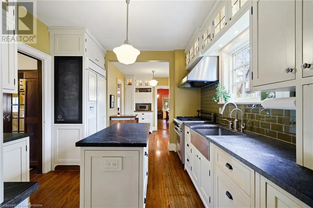 2 OAK KNOLL Drive