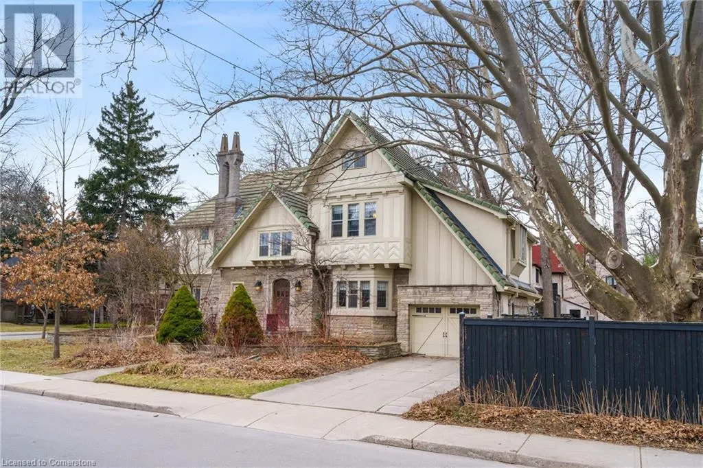 2 OAK KNOLL Drive