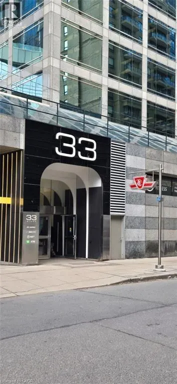 15 HAYDEN Street