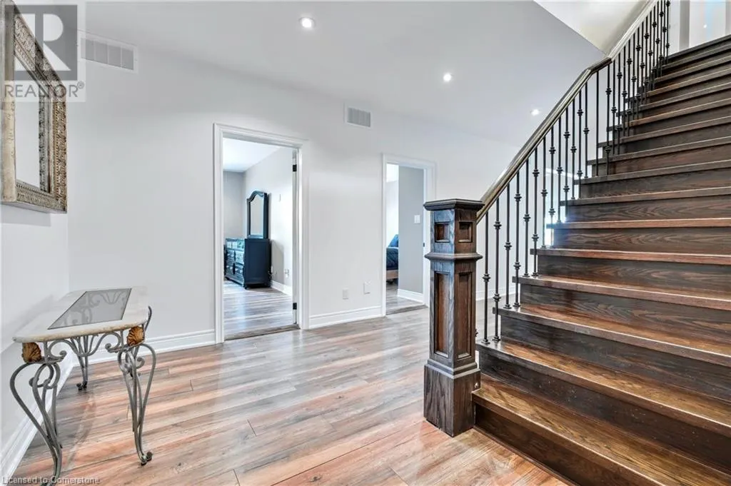 1130 RIDGE Road