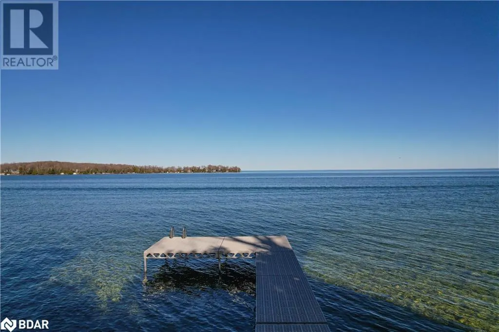 2371 LAKESHORE Road E