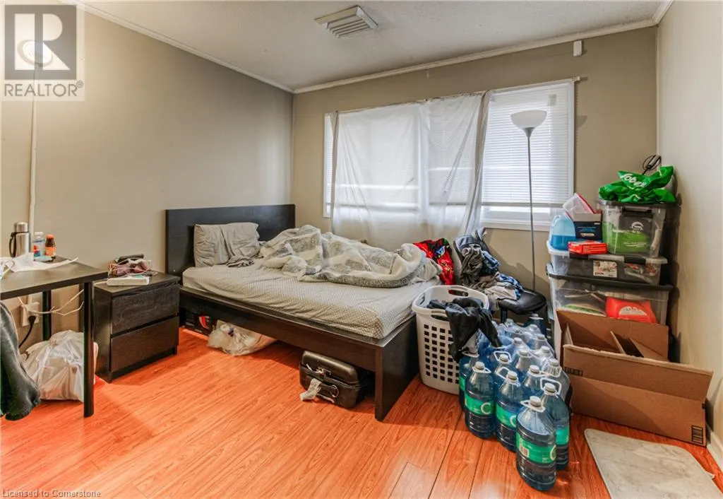 121 UNIVERSITY Avenue E Unit# 9, #9