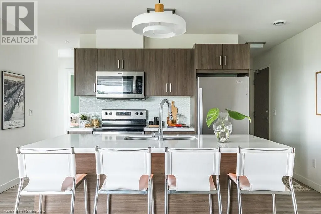467 CHARLTON AVENUE EAST Unit# 404, #404