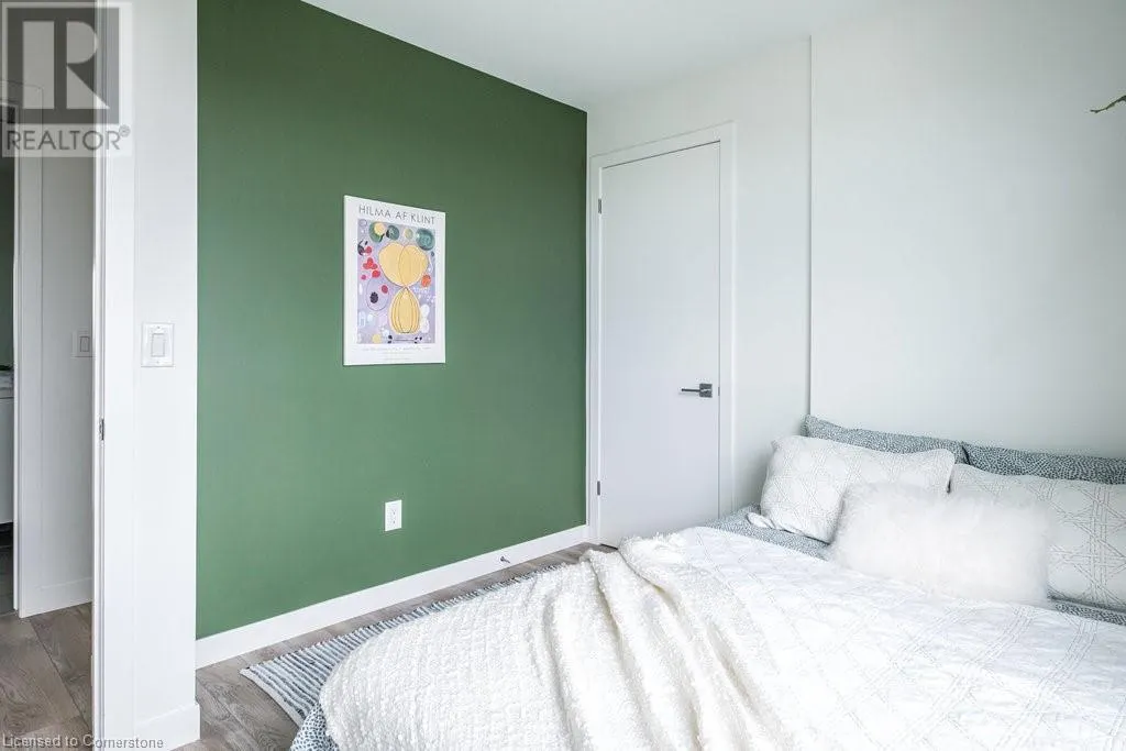 467 CHARLTON AVENUE EAST Unit# 404, #404