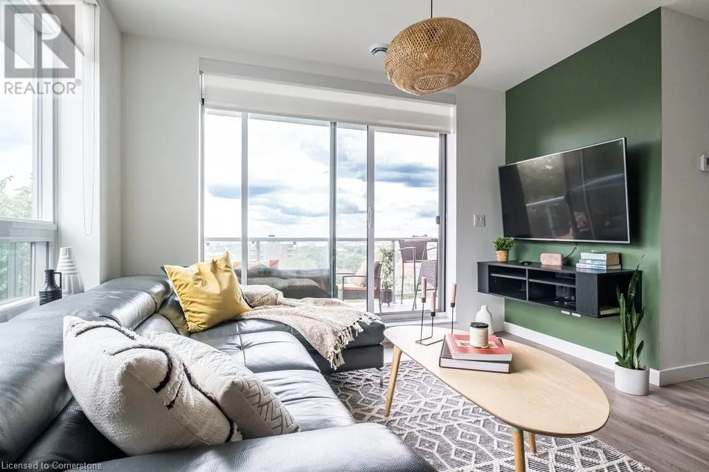 467 CHARLTON AVENUE EAST Unit# 404, #404