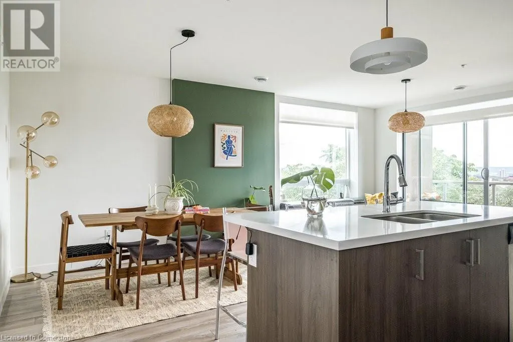 467 CHARLTON AVENUE EAST Unit# 404, #404