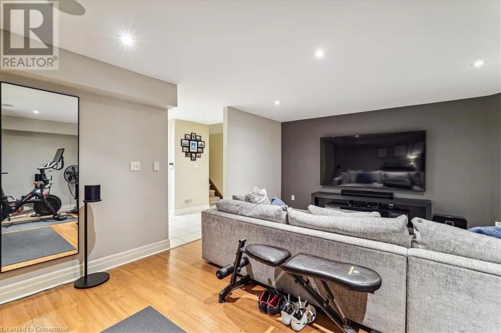 2378 MARINE Drive