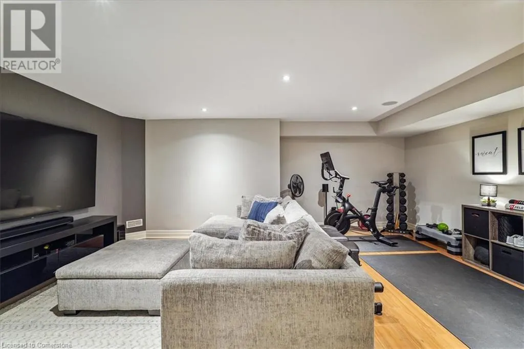 2378 MARINE Drive