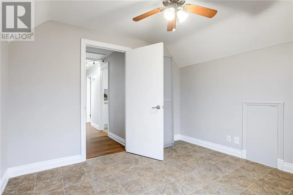 15 EMPRESS Avenue