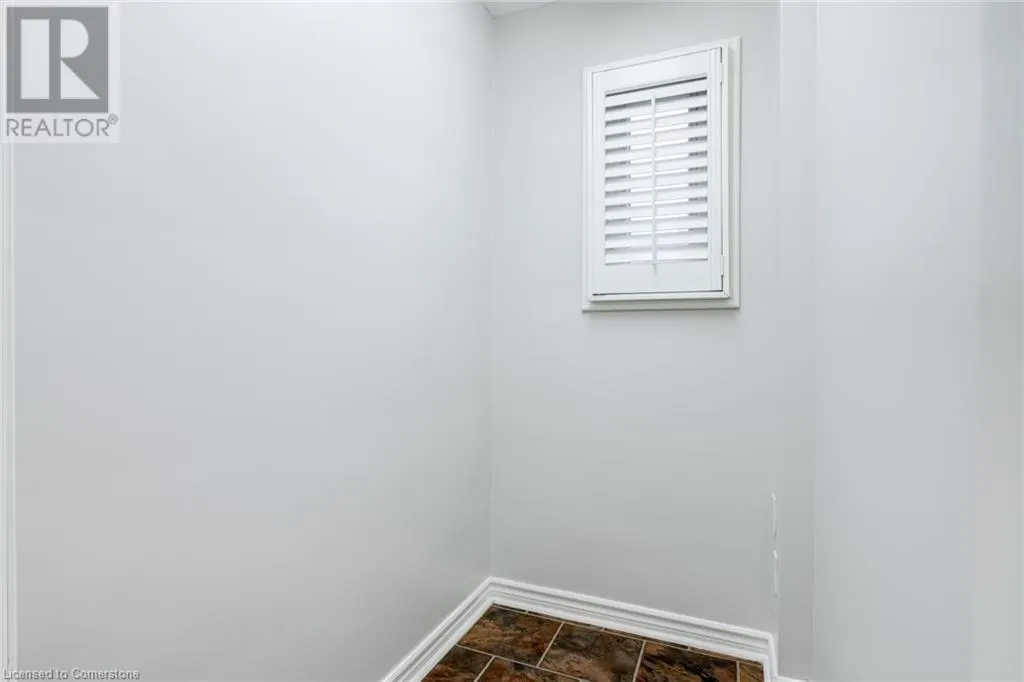 15 EMPRESS Avenue