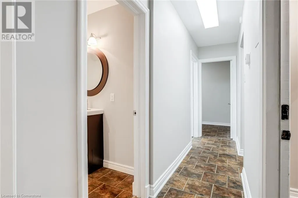 15 EMPRESS Avenue