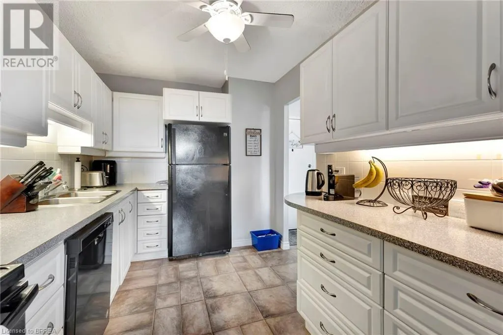 640 WEST Street Unit# 506, #506