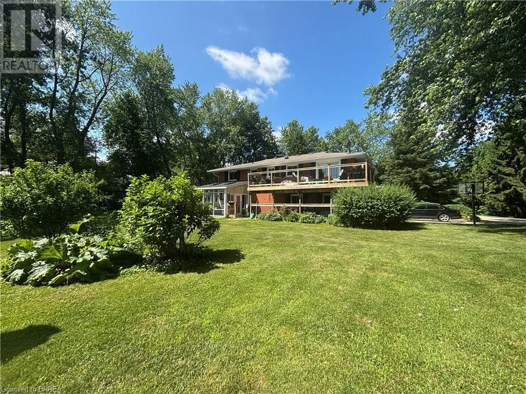 761 LYNDEN Road