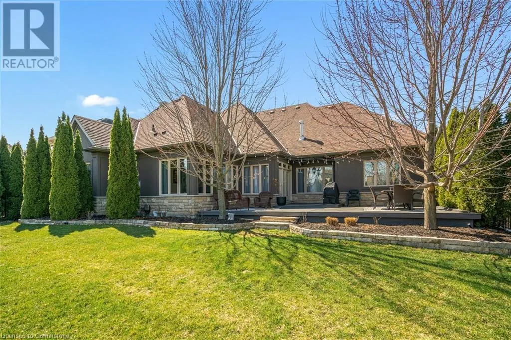 7 SANDALWOOD Crescent