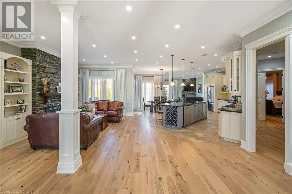 7 SANDALWOOD Crescent
