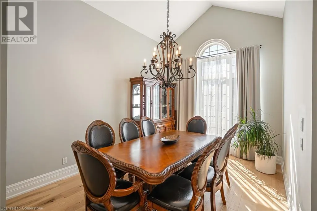 7 SANDALWOOD Crescent