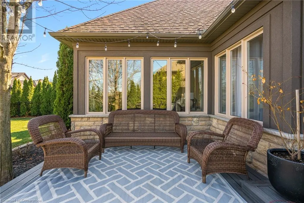 7 SANDALWOOD Crescent