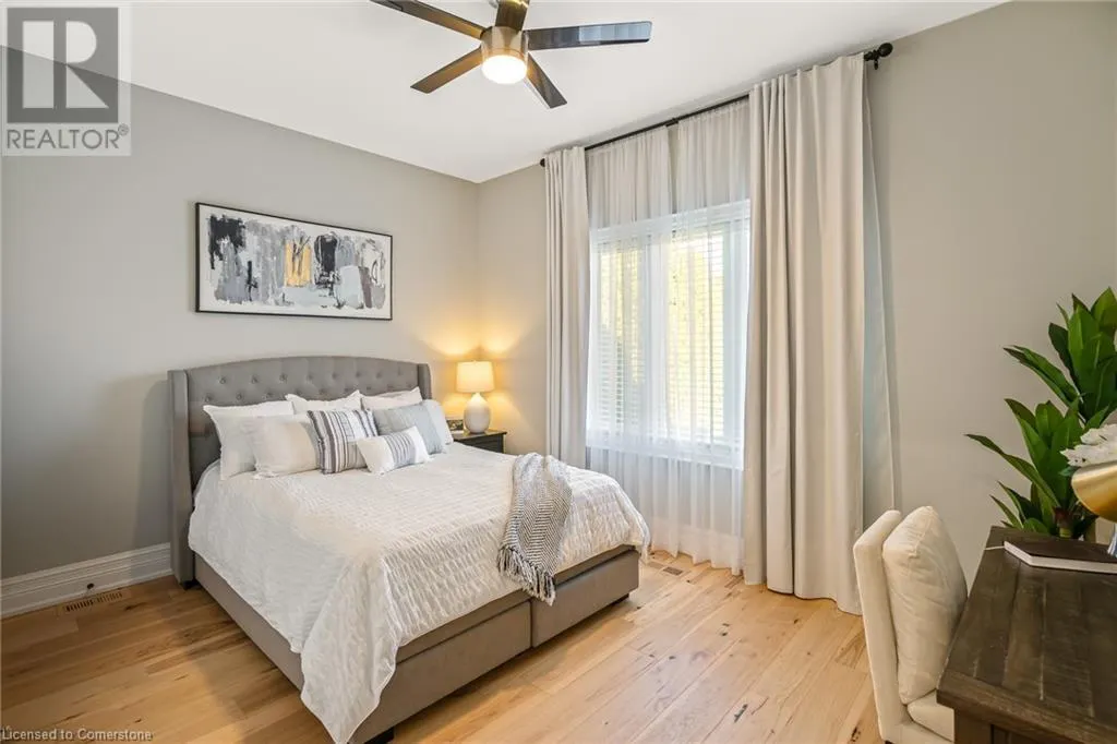 7 SANDALWOOD Crescent